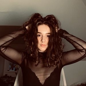 Meet your Posher, Ainsley